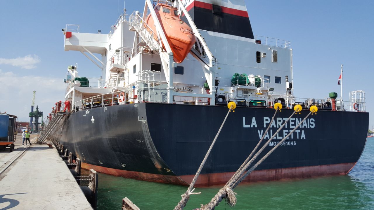 MV LA PARTENAIS – DISCHARGING OPERATIONS