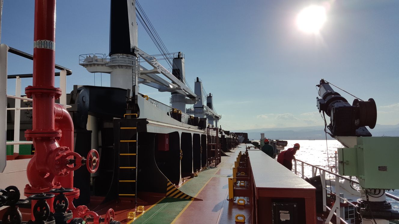 MV CARLOTA BOLTEN – DISCHARGING OPERATION
